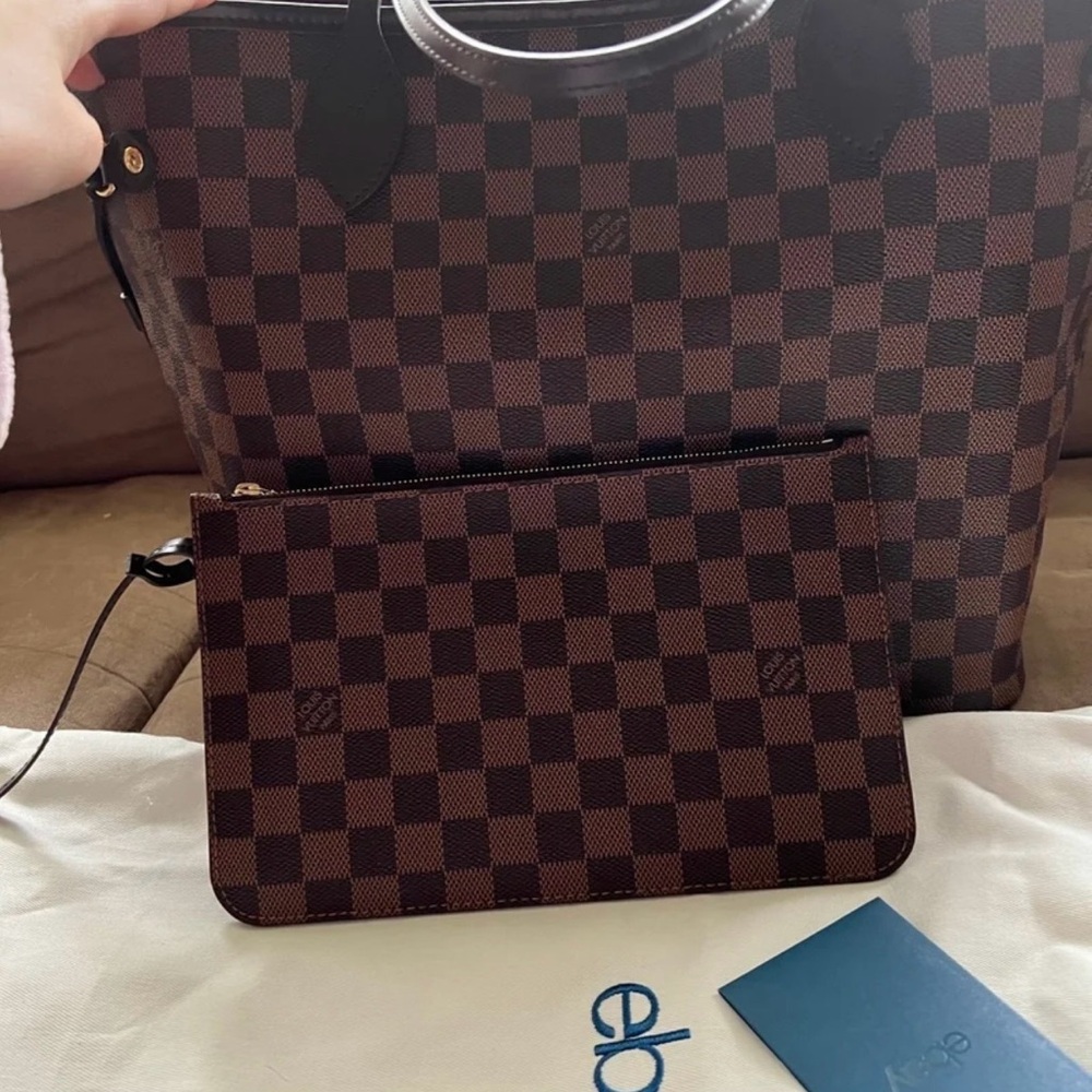 Louis Vuitton Red and Brown Interior Detail